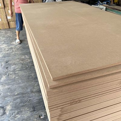 Plain Mdf Raw Laminated Melamine Mdf Board 18mm Wood Craft Mdf 3mm 15mm 18mm para interiores