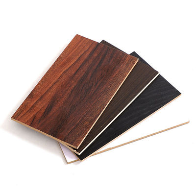 Tabela MDF de melamina de cor verificada para decoração