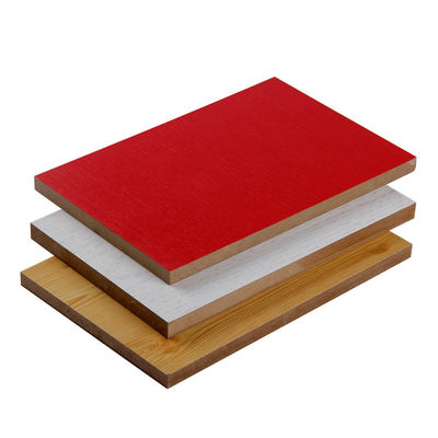 18mm Plain Mdf Panel And White Wood Grain Color Melamine Mdf Board À prova de umidade com 1
